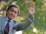 Murió Valentino Garavani a los 93 años: el diseñador italiano que vistió a reinas y estrellas de cine