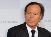 Fiscalía española rechaza a la defensa de Julio Iglesias el acceso directo a la investigación por las denuncias de abuso sexual