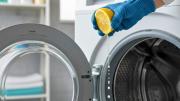Rociar limón en el tambor del lavarropas: para qué sirve y cuáles son los beneficios