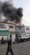 Incendio de vivienda en Santa Rosa alertó a los bomberos y PC