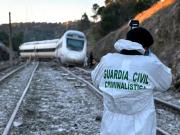 Se eleva a 41 el número de muertos en el accidente de dos trenes en España
