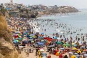 ¿Día de playa en Las Grutas?: 35°C de calor, viento y mareas que superan los 7 metros este martes