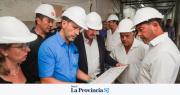 Orrego visitó las obras de remodelación del Hospital Marcial Quiroga