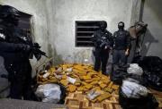 Descubren 300 paquetes de droga que iban a ser usados para contaminar contenedores