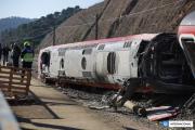 Suben a 42 los muertos en la tragedia ferroviaria en España mientras siguen las labores de búsqueda