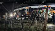 Al menos un muerto y cuatro heridos graves por accidente de tren en región española de Cataluña