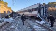 Sube a 42 fallecidos el balance del accidente de trenes en España; el faltante de una pieza está en el foco