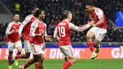 Arsenal derrota al Inter en Milán y asegura su clasificación a octavos de la Champions