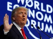 Trump critica a Europa en su casa y asegura que no tomará Groenlandia por la fuerza