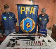 Con un FAL entre un arsenal de armas y más de 300 dosis cocaína: así cayó un acusado de vender autos mellizos en Quilmes