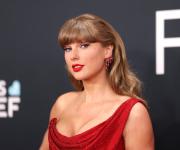 Taylor Swift hace historia al convertirse en la segunda más joven en entrar al Salón de la Fama de los Compositores