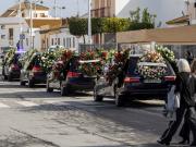 Choque de trenes en España: mientras se investigan las causas, los funerales se multiplican en los pueblos de las víctimas