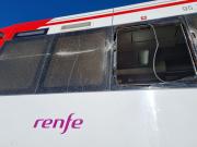 Nuevo accidente con tren en España: un golpe de una grúa ajena a la vía dejó cinco heridos