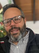 Liberan al yerno de Edmundo González Urrutia