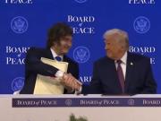 Milei formalizó en Davos la incorporación de la Argentina al Consejo de Paz