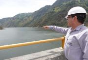Ecuador afirma que puede cubrir demanda eléctrica sin importar energía desde Colombia
