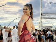 Miss Bumbum revela que fue hospitalizada por pegarse la ropa interior con pegamento para metales: Fue agotador