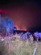 Bombero desde localidad de Las Ñipas: Solo vemos el reflejo del sol a través de la cantidad de humo que hay todo el tiempo