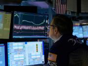 Vuelven a subir los bonos argentinos y el riesgo país está en su mínimo en siete años y medio