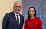 Dos opositores en Whashigton /María Corina Machado y el hijo del último Sha de Irán