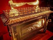 ¿Cofre divino o lujo del faraón? La inquietante verdad sobre el Arca de la Alianza, el objeto más sagrado de la Biblia