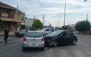 Fuerte choque y una mujer herida en La Plata