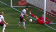 Torneo Apertura: River le ganó un partido polémico a Barracas Central