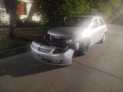 Se negó al test de alcoholemia, golpeó a un vecino y terminó tras las rejas