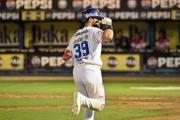 Magallanes se adelanta en extrainnings con un back to back