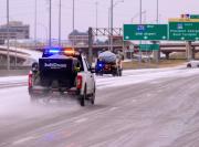 Casi la mitad de EE UU declara emergencia por temporal de nieve y hielo