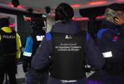 Operativos en Quito incautan armas, alcohol y cigarrillos sin registro