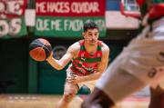 Básquet: Aguada le ganó a Defensor Sporting y sigue peleando por meterse en la Liguilla