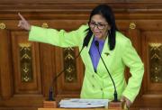 Presidenta encargada de Venezuela se planta: 'Basta de las órdenes de Washington'