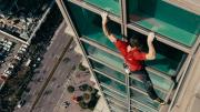 Alex Honnold reveló “la pequeña” cifra que le pagó Netflix por escalar el Taipei 101 sin cuerdas