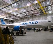 United añadirá rutas a Chicago mientras se intensifica la disputa territorial en la industria