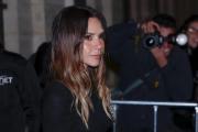 Victoria Beckham se convierte en Oficial de las Artes en Francia en medio de polémicas familiares