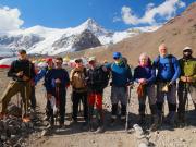 Cumbre por la Paz en las alturas: veteranos británicos y argentinos que pelearon en Malvinas escalaron juntos el Aconcagua