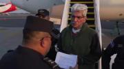 Excandidato presidencial salvadoreño que pactó con pandillas llega deportado desde EEUU