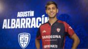 Agustín Albarracín fue presentado en Cagliari, continuando la tradición de más de 20 uruguayos que jugaron en ese club de Italia; mirá el video y las fotos