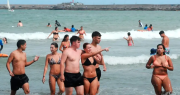 ¿Aguas tropicales en la Costa Atlántica?: afirman que cambiaron el color y la temperatura del mar