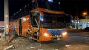 La Libertad: Criminales detonan explosivo contra bus turístico en Virú