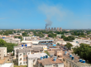Reportan incendio en un terreno abandonado en la avenida 16-Guajira