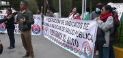 TRABAJADORES DE HOSPITALES MUNICIPALES DE EL ALTO PIDEN RECONTRATACIÓN Y ANUNCIAN QUE SOLO SE ATENDERÁN EMERGENCIAS