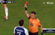 Panorama complicado para Gimnasia: Panaro entró fuerte y vio la roja en el amanecer del partido