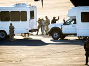 El viaje de un grupo de deportados cubanos atrapados en Guantánamo