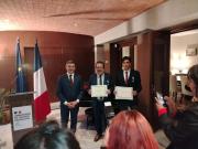 Francia reconoce al editor Fernando Barrientos como Caballero de las Artes y Letras