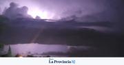 Caída de granizo y viento de hasta 90 km/h: alerta amarilla para San Jun