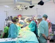 El Hospital Perrupato volvió a realizar cirugías neonatales y amplió la atención de alta complejidad