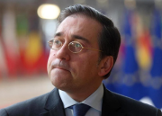Albares dice que la UE se alinea con España