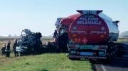 Un cordobés murió en un terrible choque de camiones en Santa Fe